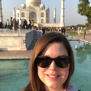 Meet your Posher, Alyson